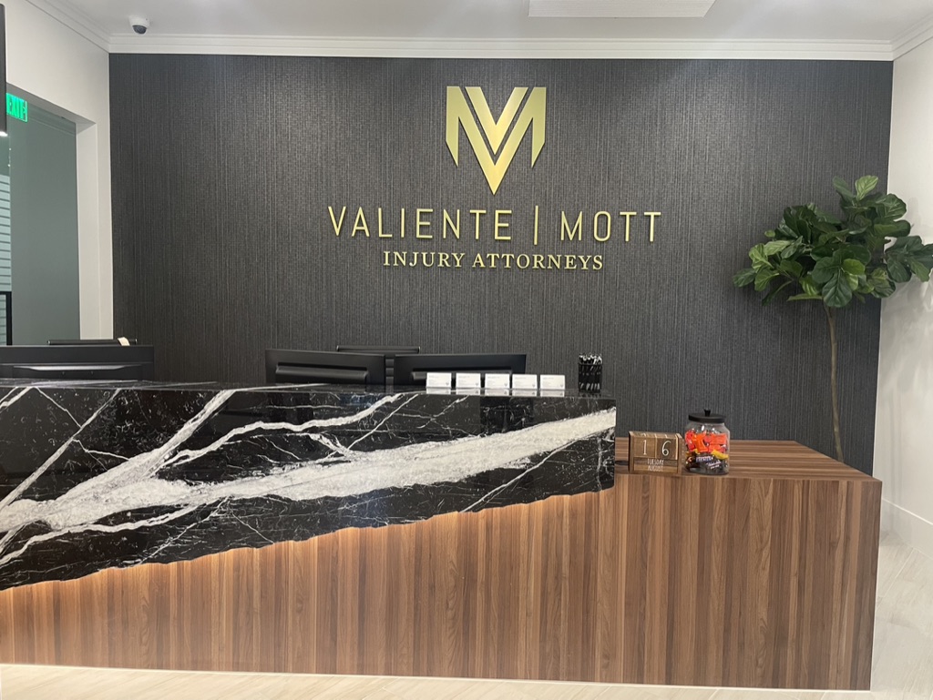 Valiente Mott Gold Metal custom Lobby Sign
